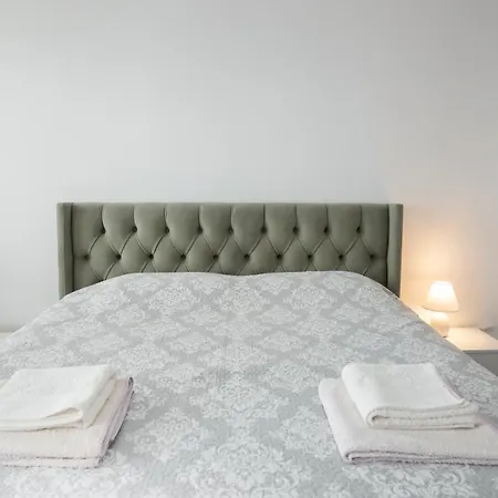 Sea View Apartamento *