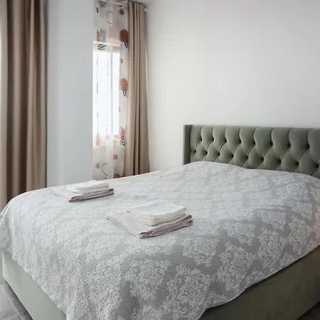 Sea View Apartment Durres